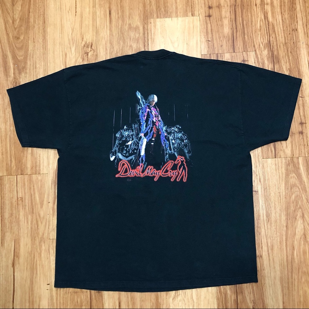 *SOLD* CAPCOM | Vintage 2001 Devil May Cry Video Game Promo Shirt (XL)